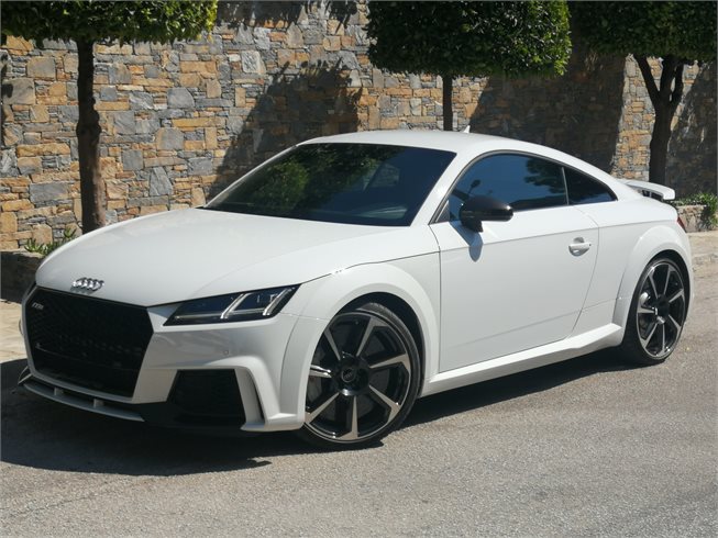Audi-TT RS