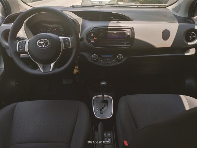 Toyota-Yaris