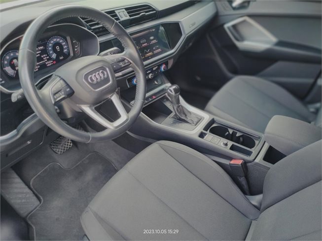 Audi-Q3