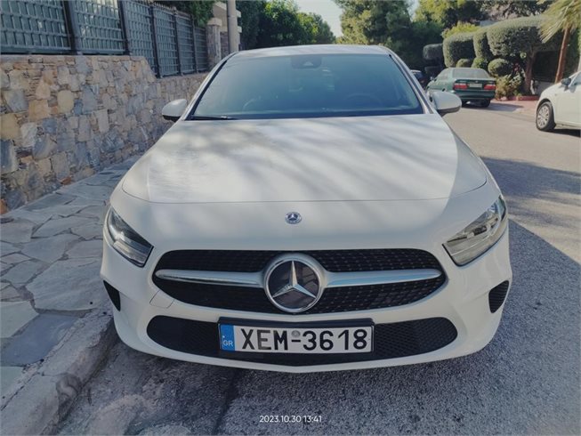 Mercedes-Benz-A 180