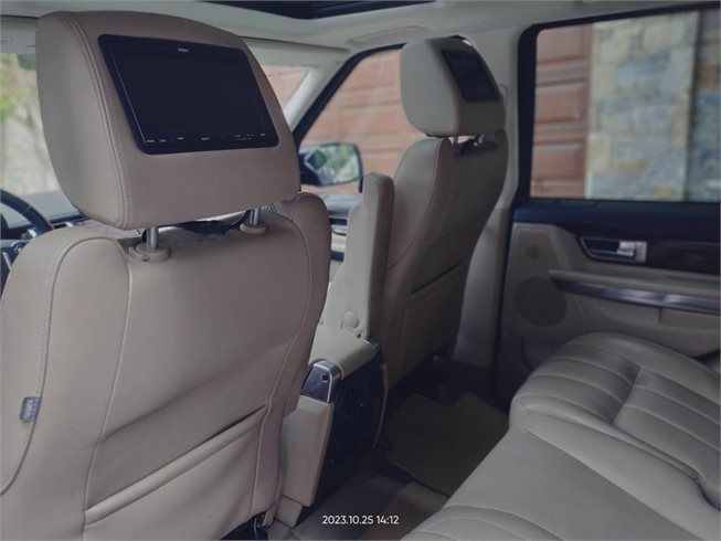 Land Rover-Range Rover Sport
