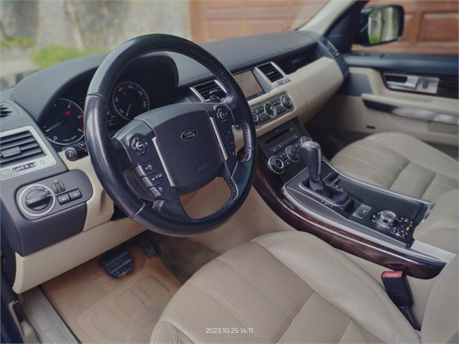 Land Rover-Range Rover Sport