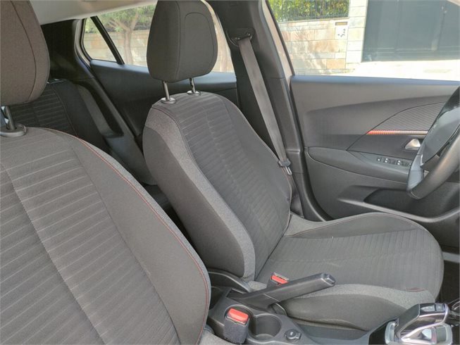 Peugeot-2008