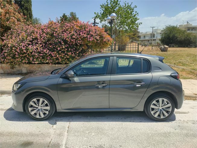 Peugeot-208