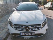 Mercedes-Benz-GLA 200