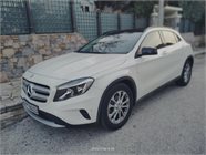 Mercedes-Benz-GLA 200