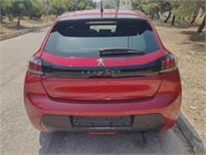 Peugeot-208
